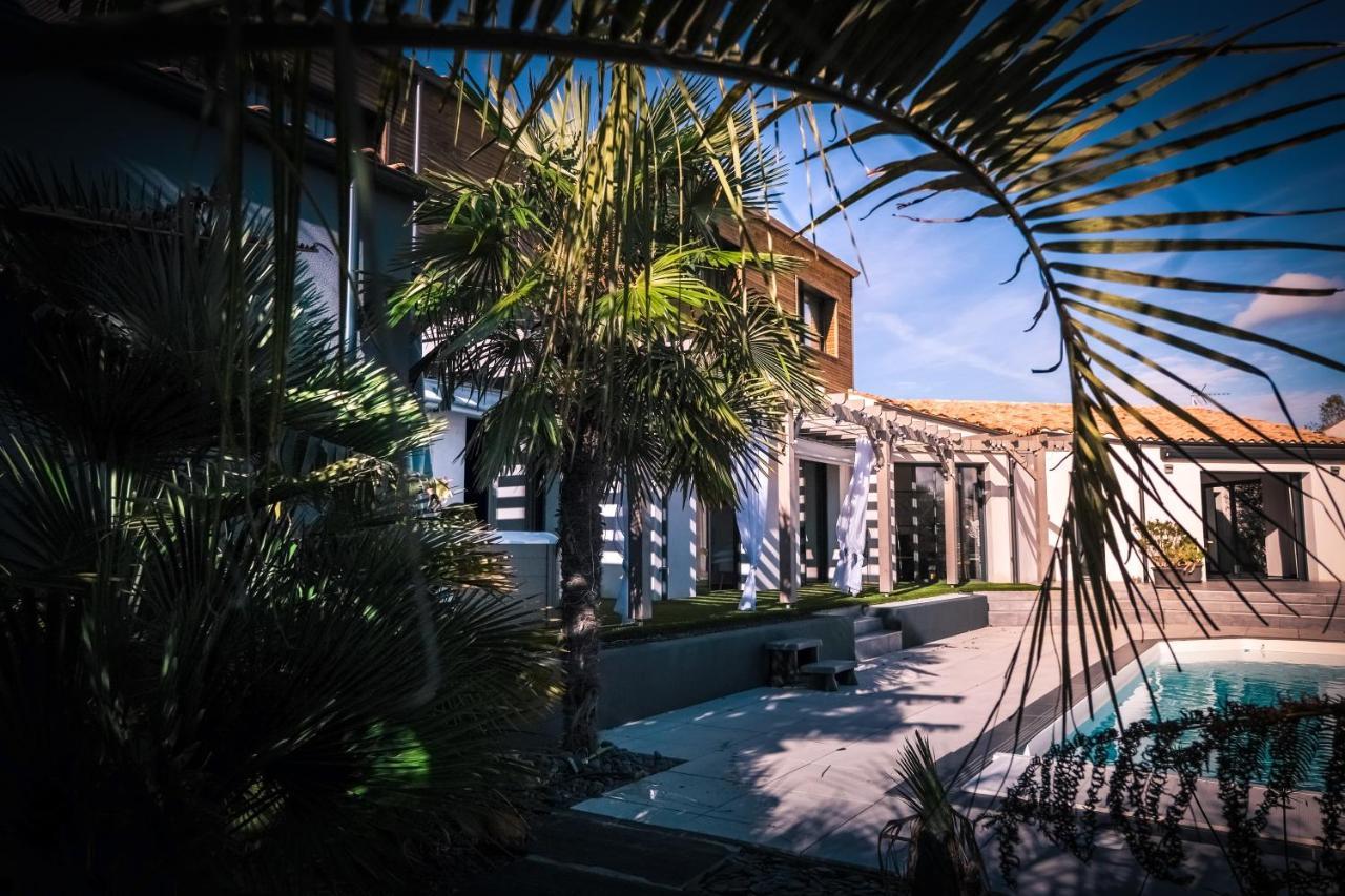 Suites By Aix Keys Avec Jacuzzi Privatif 5 Min Des Plages Fouras Saint-Laurent-de-la-Pree Bagian luar foto