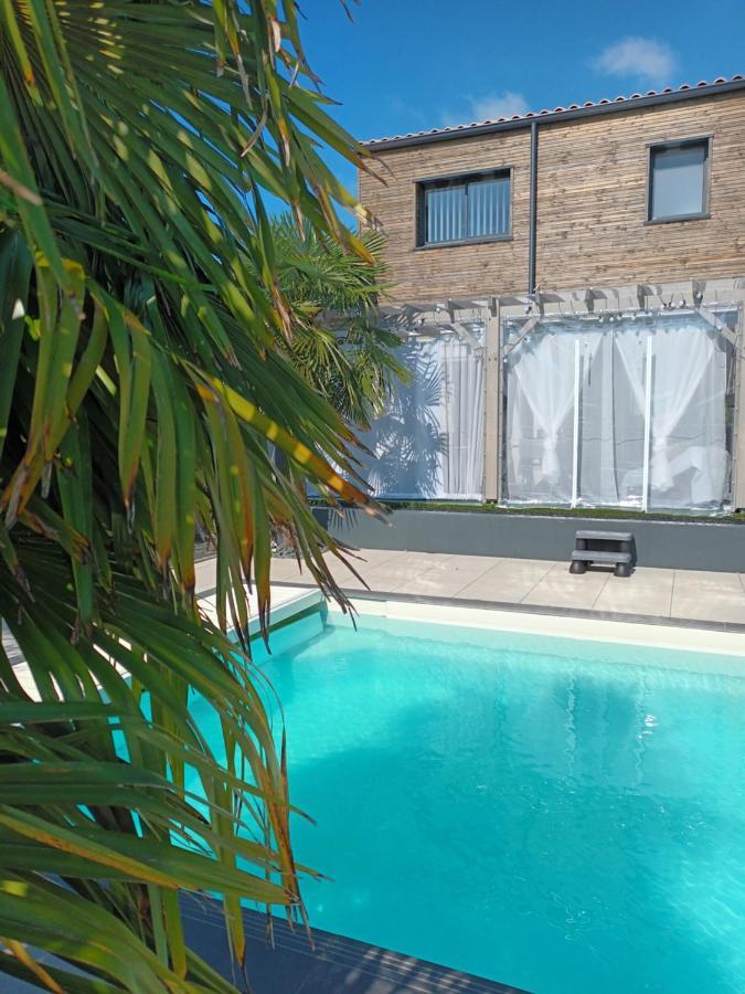 Suites By Aix Keys Avec Jacuzzi Privatif 5 Min Des Plages Fouras Saint-Laurent-de-la-Pree Bagian luar foto
