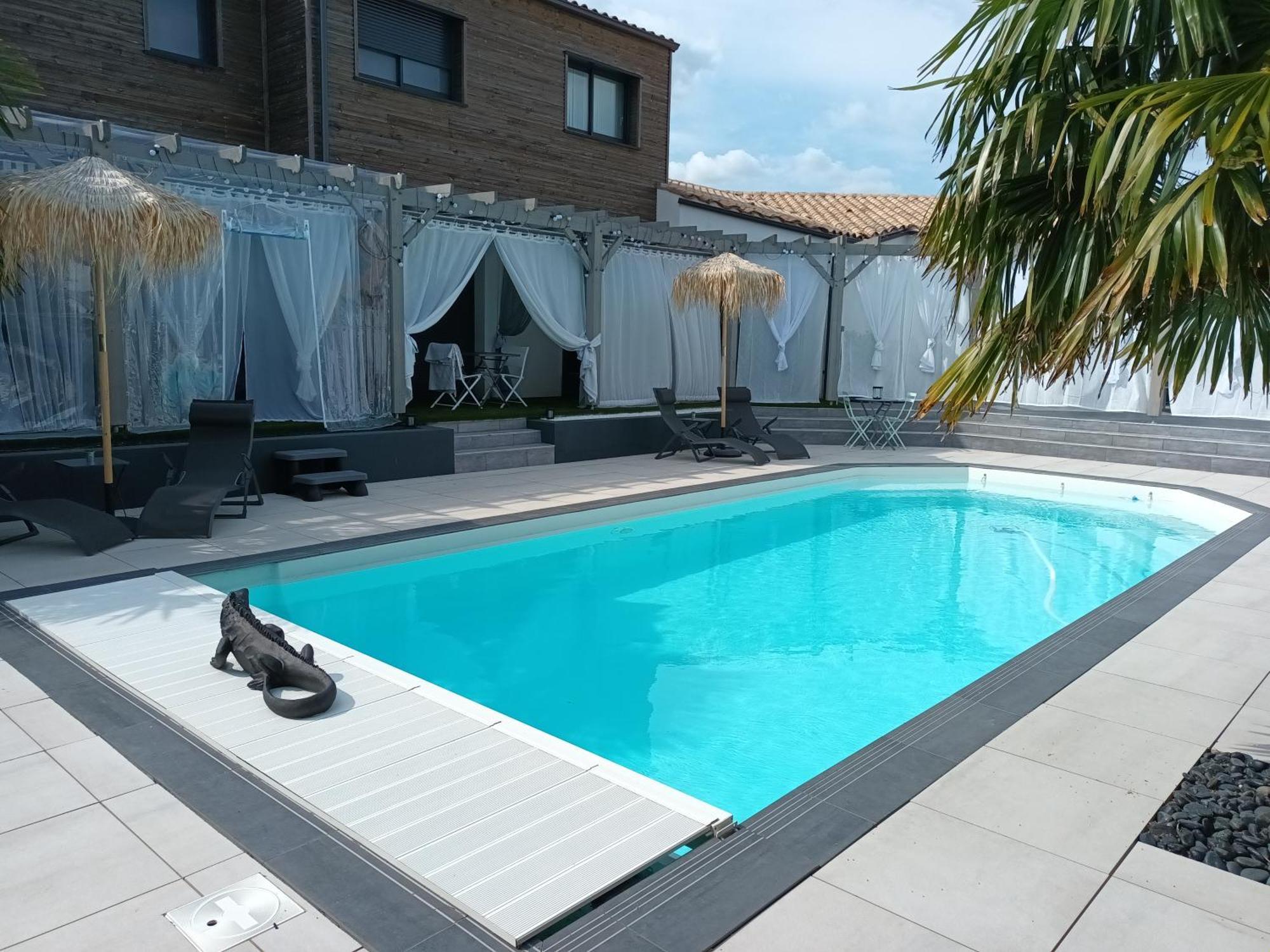 Suites By Aix Keys Avec Jacuzzi Privatif 5 Min Des Plages Fouras Saint-Laurent-de-la-Pree Bagian luar foto