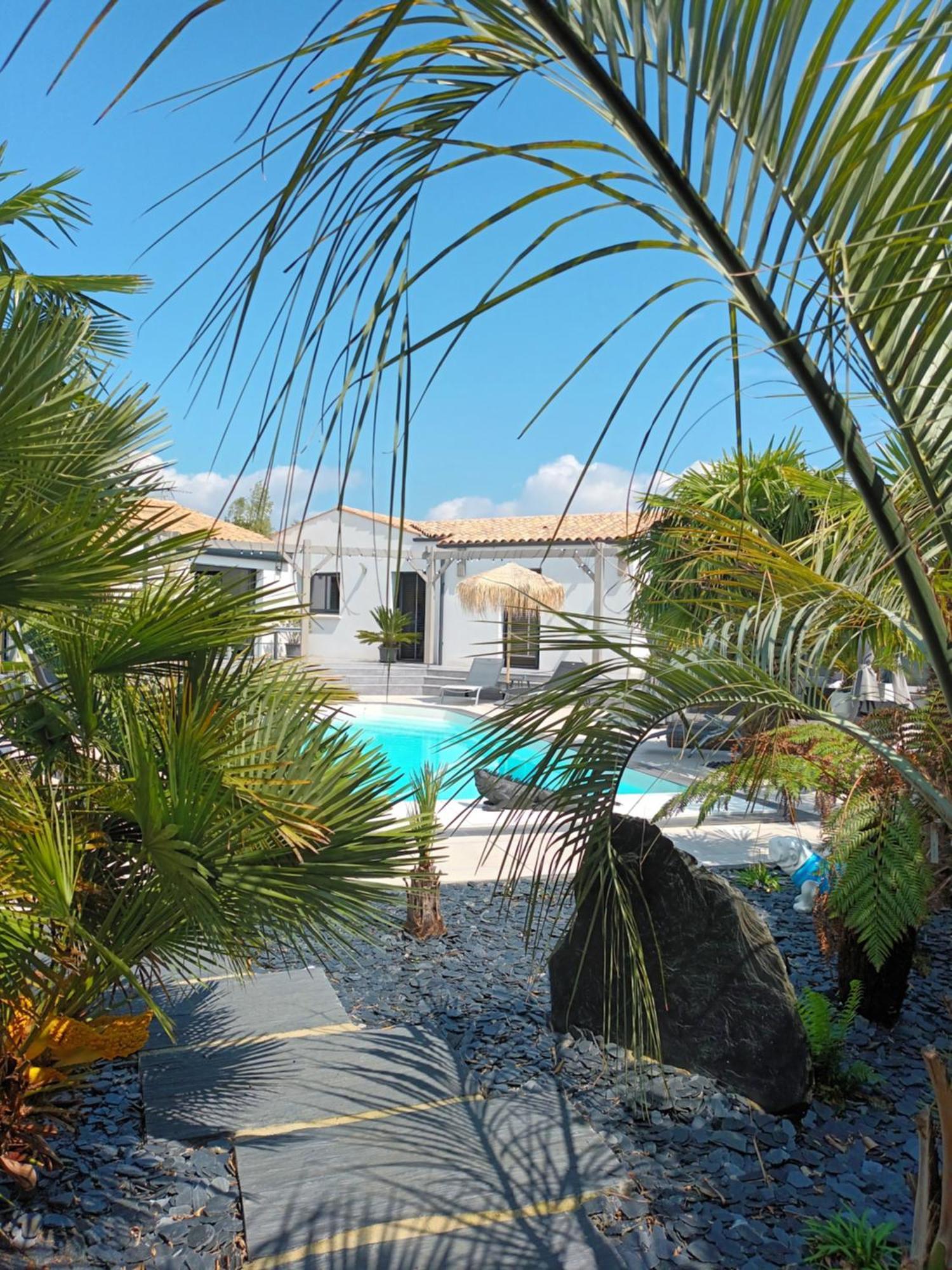 Suites By Aix Keys Avec Jacuzzi Privatif 5 Min Des Plages Fouras Saint-Laurent-de-la-Pree Bagian luar foto